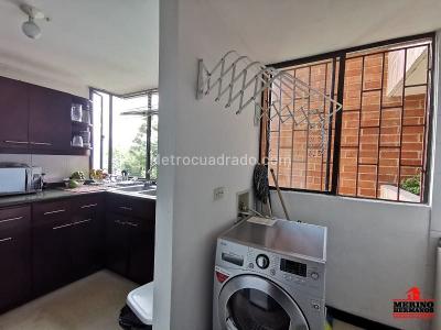 Apartamento de 3 alcobas en venta en Las Lomas, Medellín, 171 m² · foto 18 de 18