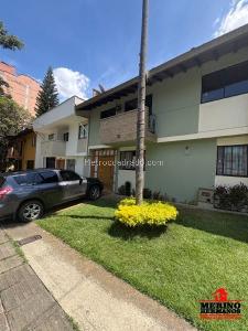 Casa de 5 alcobas en venta en Santa Monica, Medellín, 168 m² · foto 5 de 16