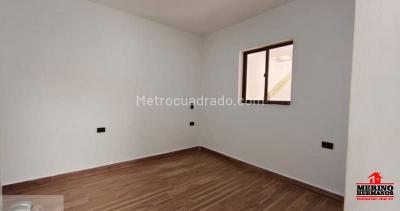 Casa de 5 alcobas en venta en Santa Teresita, Medellín, 171 m² · foto 7 de 20