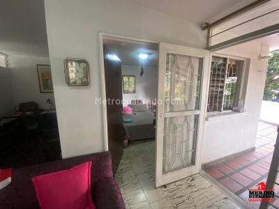 Casa de 4 alcobas en venta en Simon Bolivar, Medellín, 168 m² · foto 3 de 20