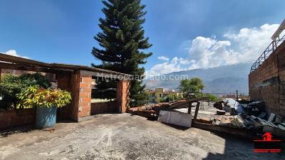 Casa de 5 alcobas en venta en Tejelo, Medellín, 520 m² · foto 5 de 20