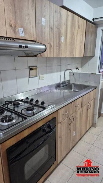 Apartamento Luminoso de 3 Alcobas en La Aguacatala - 2