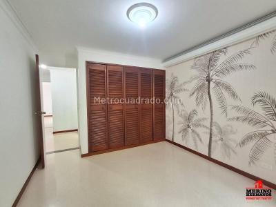 Apartamento de 3 alcobas en arriendo en Laureles, Medellín, 96 m² · foto 8 de 10