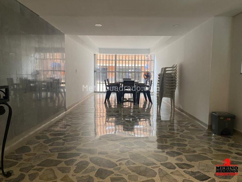 Oficina en Arriendo, Centro, Envigado - Vista 2