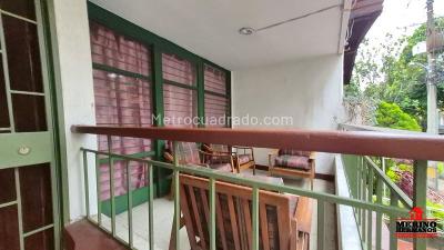 Casa de 5 alcobas en venta en La Castellana, Medellín, 270 m² · foto 3 de 20