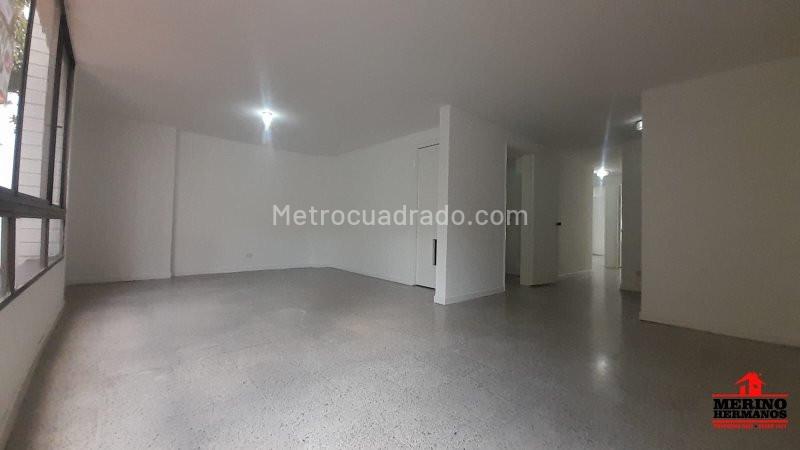 4BR Apartment in El Poblado (143 m²)