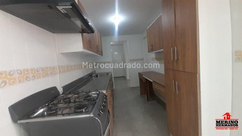 4BR Apartment in El Poblado (143 m²) - 4
