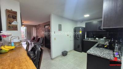 Casa en venta en Centro, Itagüí · foto 9 de 17
