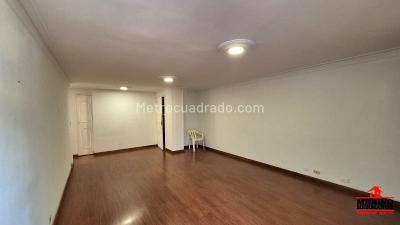 Apartamento de 3 alcobas en venta en Laureles, Medellín, 110 m² · foto 4 de 11