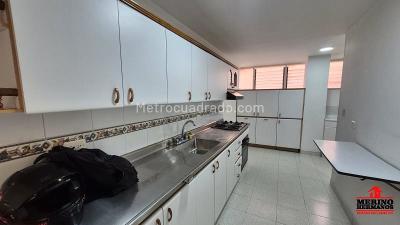 Apartamento de 3 alcobas en venta en Laureles, Medellín, 110 m² · foto 8 de 11