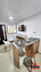 Casa de 5 alcobas en venta en Santa Monica, Medellín, 170 m² · foto 3 de 6