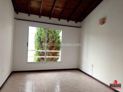 Casa de 5 alcobas en venta en La Catolica, Rionegro, 300 m² · foto 13 de 20