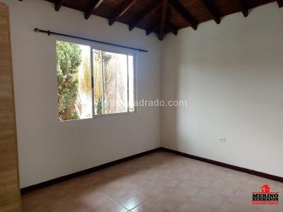 Casa de 5 alcobas en venta en La Catolica, Rionegro, 300 m² · foto 18 de 20