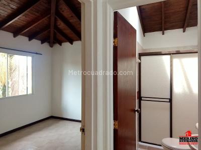 Casa de 5 alcobas en venta en La Catolica, Rionegro, 300 m² · foto 8 de 20
