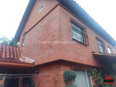 Casa de 3 alcobas en venta en San Nicolas, Rionegro, 189 m² · foto 5 de 20