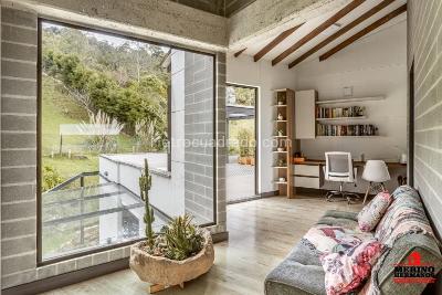 Casa de 3 alcobas en venta en Santa Elena Vereda Mazo, Medellín · foto 13 de 14