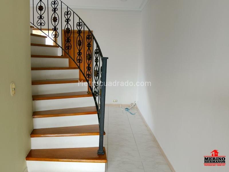 Duplex 4BR Apartment for Rent in Loma de Los Bernal - 4