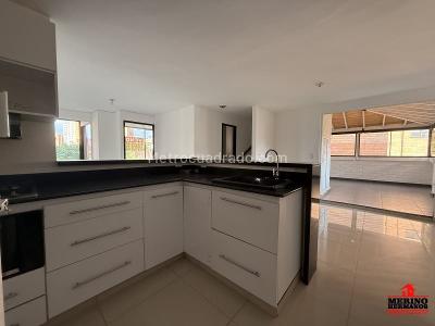 Apartamento en venta en El Portal, Envigado · foto 10 de 12