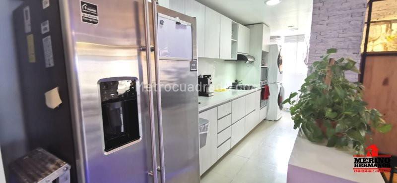 Apartamento en Arriendo, Loma Del Esmeraldal, Envigado - 5