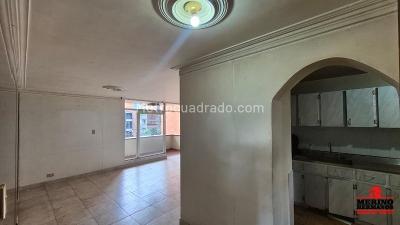 Apartamento en venta en Laureles, Medellín · foto 2 de 20