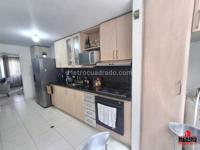 Apartamento de 4 alcobas en venta en El Velodromo, Medellín, 115 m² · foto 4 de 15