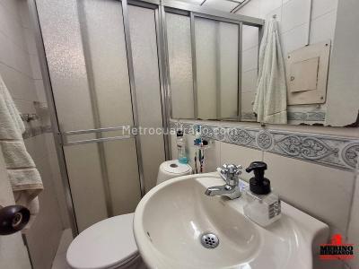 Apartamento de 3 alcobas en venta en Laureles, Medellín, 129 m² · foto 13 de 13