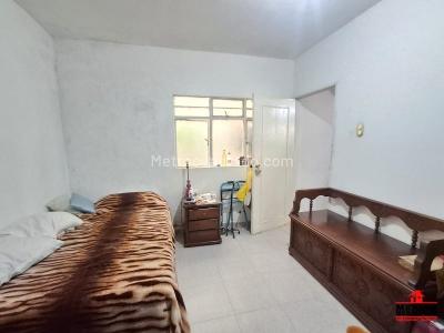 Apartamento de 3 alcobas en venta en Laureles, Medellín, 129 m² · foto 8 de 13