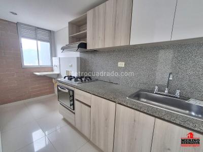 Apartamento de 3 alcobas en venta en Vegas De La Doctora, Sabaneta, 70 m² · foto 3 de 12