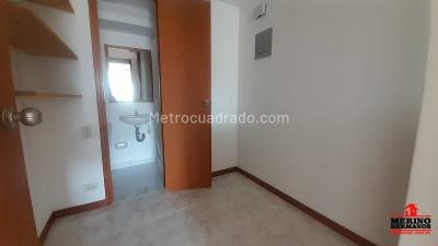 Apartamento de 3 alcobas en arriendo en Altos Del Poblado, Medellín, 100 m² · foto 11 de 20