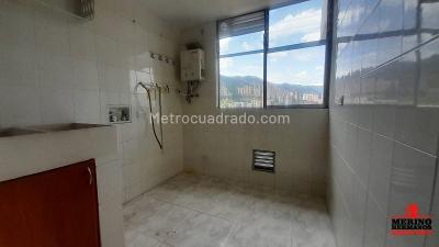 Apartamento de 3 alcobas en arriendo en Altos Del Poblado, Medellín, 100 m² · foto 17 de 20