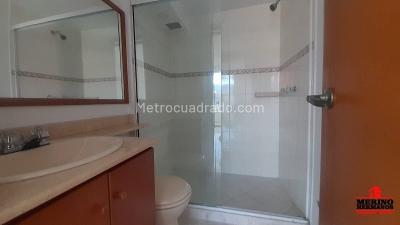 Apartamento de 3 alcobas en arriendo en Altos Del Poblado, Medellín, 100 m² · foto 18 de 20