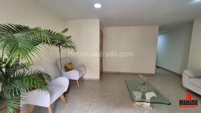 Apartamento en venta en La Floresta, Medellín · foto 2 de 20