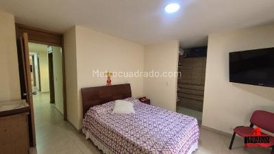 Apartamento en venta en La Floresta, Medellín · foto 14 de 20