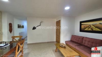 Apartamento en venta en La Floresta, Medellín · foto 5 de 17