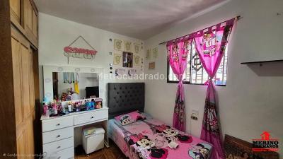Casa de 5 alcobas en venta en Castilla, Medellín, 200 m² · foto 15 de 20