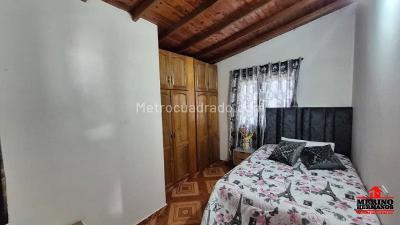 Casa de 5 alcobas en venta en Castilla, Medellín, 200 m² · foto 16 de 20