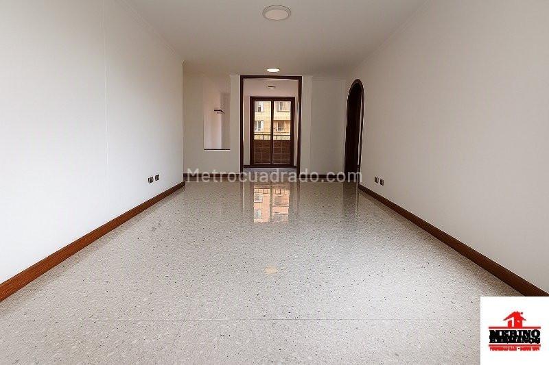 3BR Apartment in Castropol (110 m²)