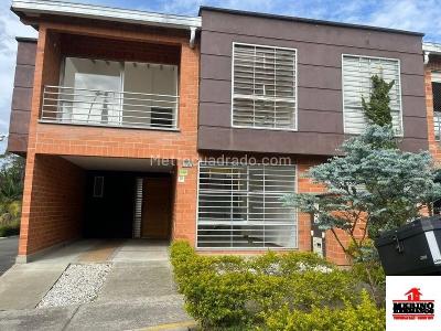 Casa de 4 alcobas en venta en La Presentacion, Rionegro, 145 m² · foto 2 de 20