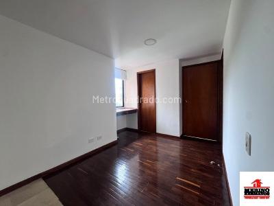 Apartamento en arriendo en San Lucas, Medellín · foto 8 de 19