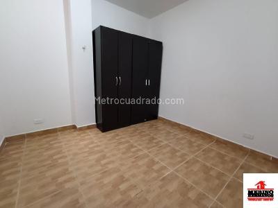 Apartamento de 3 alcobas en arriendo en La America, Medellín, 84 m² · foto 11 de 15