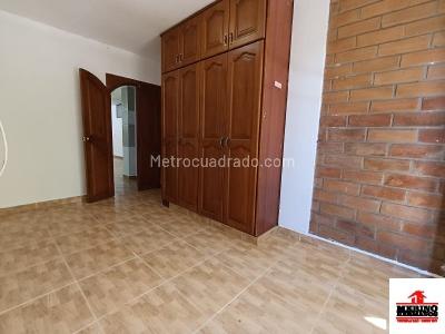Apartamento de 3 alcobas en arriendo en La America, Medellín, 84 m² · foto 12 de 15