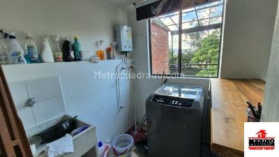 Apartaestudio en venta en Las Palmas, Medellín, 68 m² · foto 13 de 20