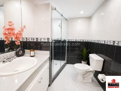 Apartamento de 3 alcobas en venta en Laureles, Medellín, 143 m² · foto 5 de 11