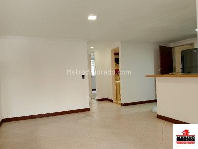 Apartamento de 2 alcobas en arriendo en Laureles, Medellín, 65 m² · foto 4 de 20