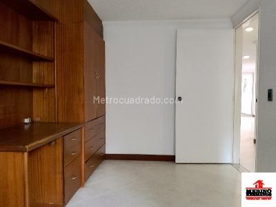Apartamento de 2 alcobas en arriendo en Laureles, Medellín, 65 m² · foto 13 de 20