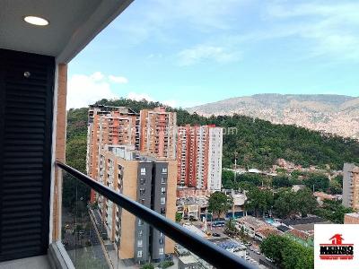 Apartamento de 2 alcobas en arriendo en Los Colores, Medellín, 71 m² · foto 4 de 20