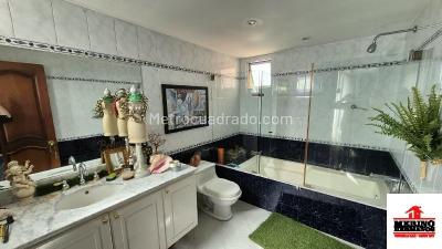 Apartamento en venta en El Poblado, Medellín · foto 19 de 20