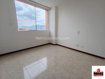 Apartamento de 3 alcobas en arriendo en Jardines, Envigado, 140 m² · foto 15 de 20