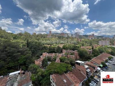 Apartamento de 3 alcobas en arriendo en San Diego, Medellín, 70 m² · foto 3 de 14