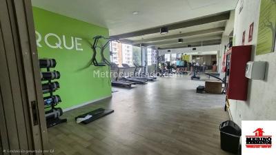Apartamento en venta en Loma De Los Bernal, Medellín · foto 19 de 20